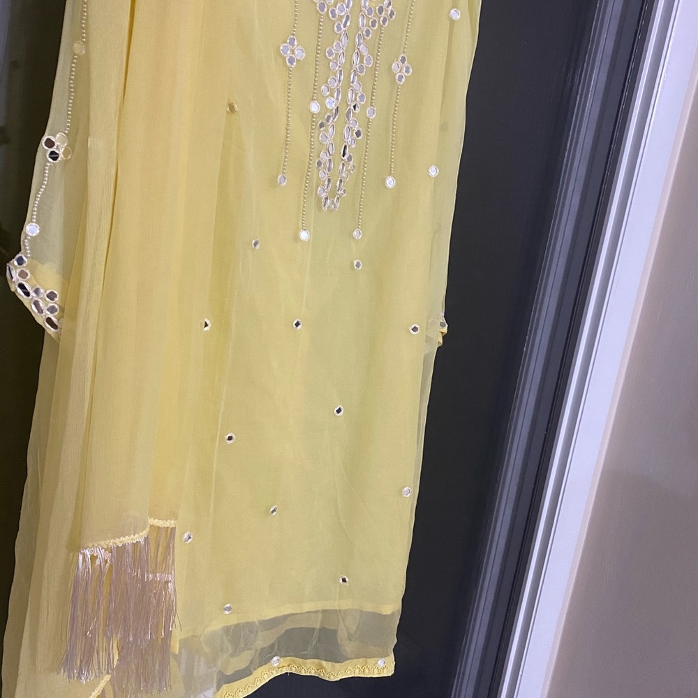 Agha Noor shirt with dupatta